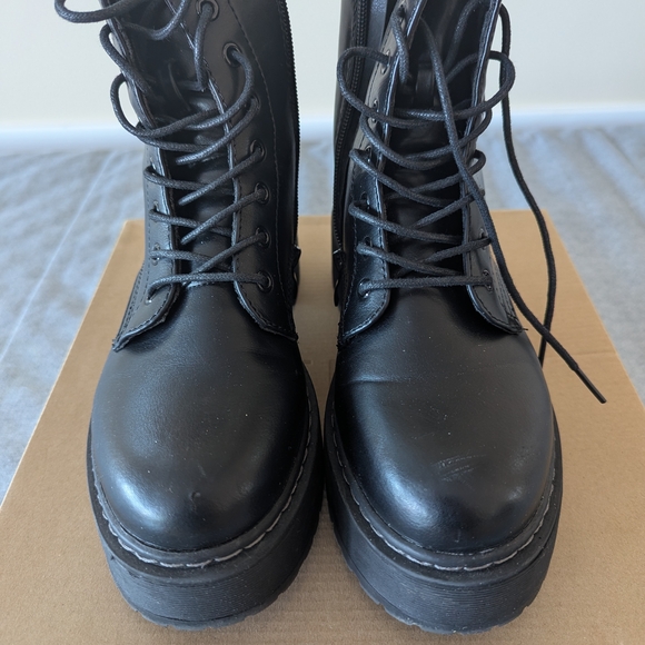 Steve Madden Women's Black Combat Boots - Picture 3 of 9